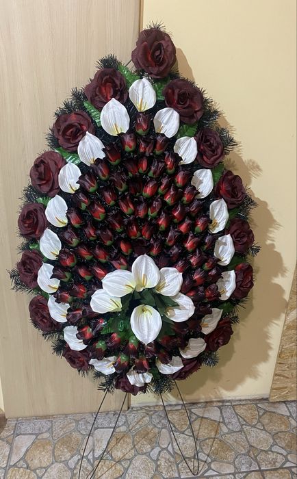 Вінок штучний Київ Киев вінки штучні доставка в день замовлення