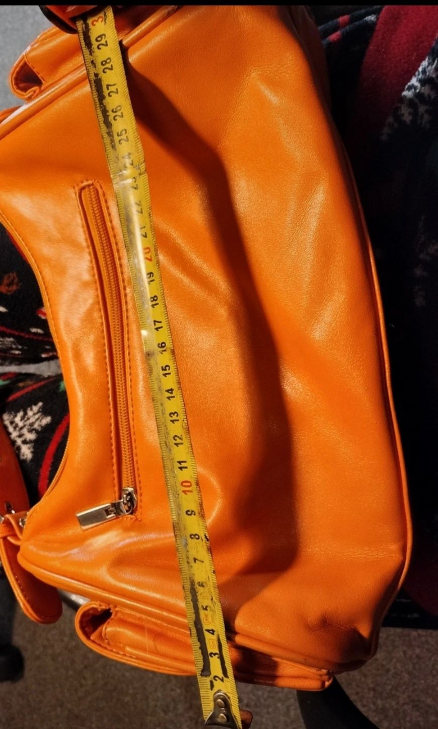 Pomarańczowa torebka na ramię