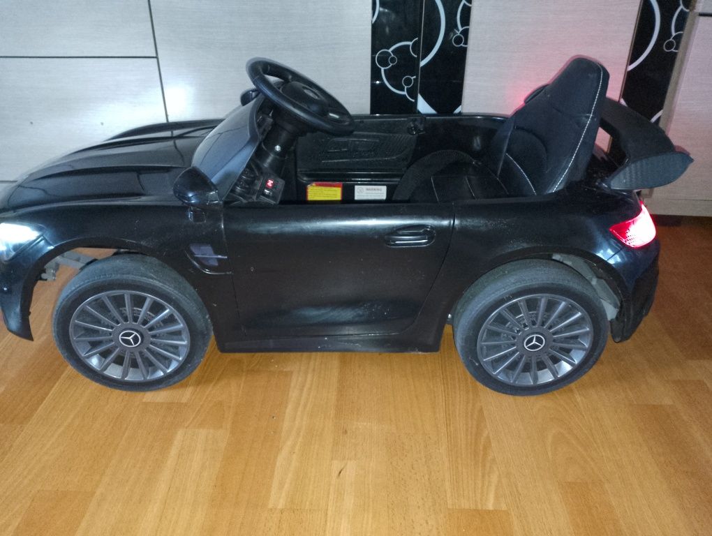 Auto  Mercedes+pilot