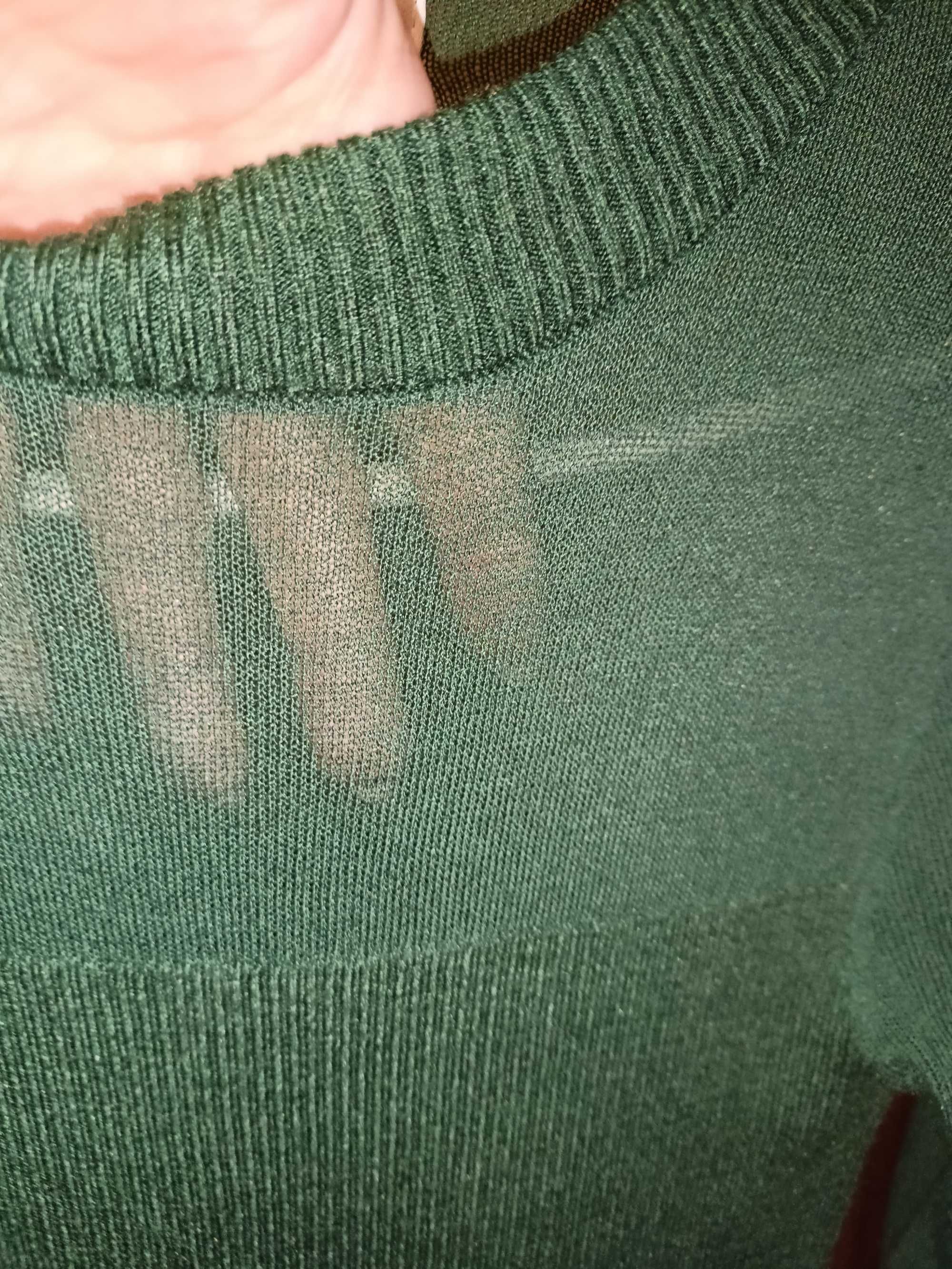 Dzianinowa sukienka midi w kolorze zielonego khaki