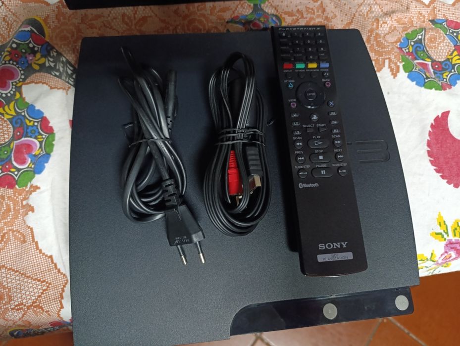 Ps3 cech 2004 B, para peças a funcionar.