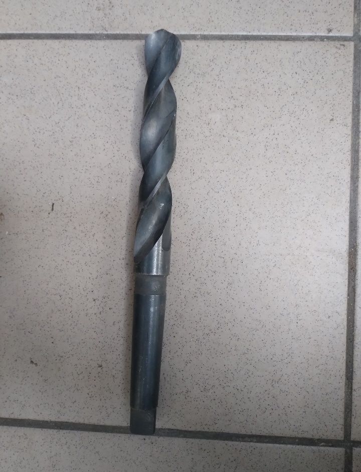 Wiertło maszynowe 27/hSS i dłuta Hilti sds max