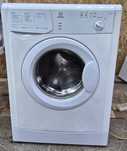 Стиральная машинка Indesit