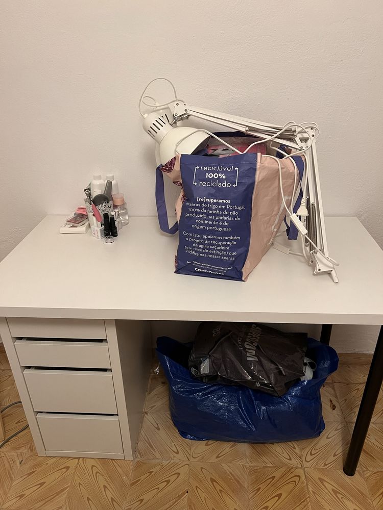 Secretária Ikea Como Nova
