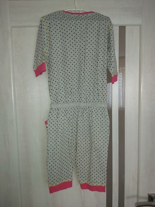 Продам пижамы на возраст 11-12лет