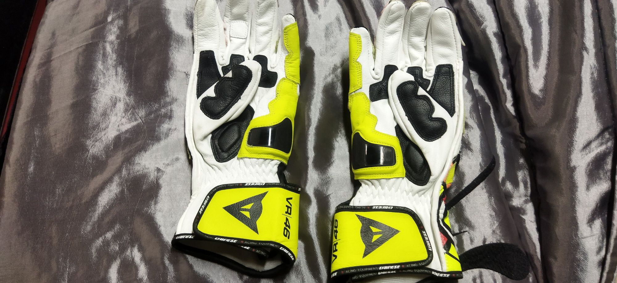 Luvas dainese VR 46