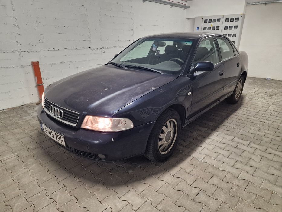 Audi A4 B5 1.8 benzyna sedan