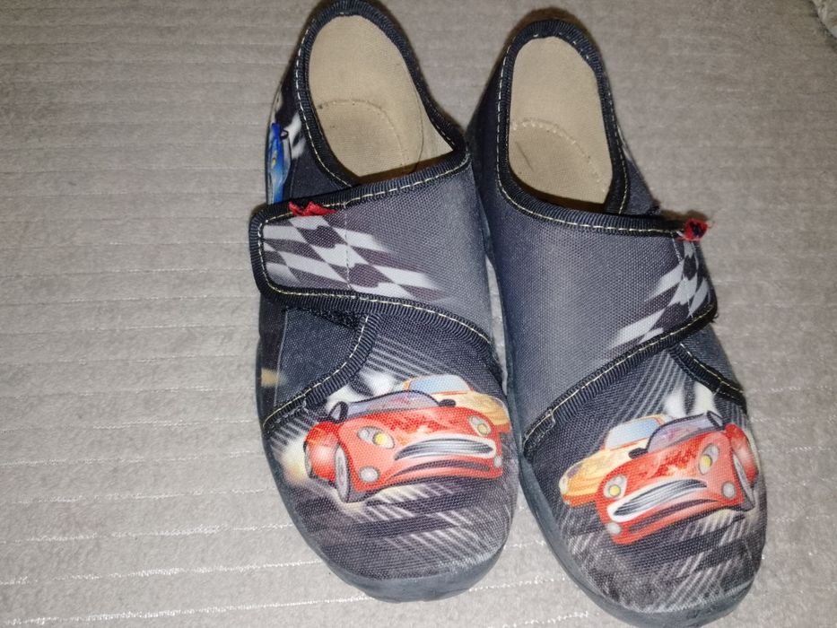 Взуття дитяче макасіни 28, 29