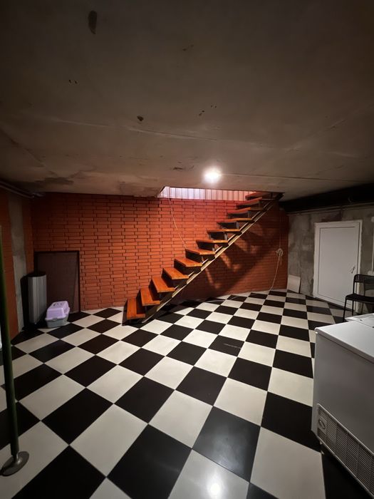 Оренда будинку Забуччя, біля лісу та озера, швидкий виізд на Киів