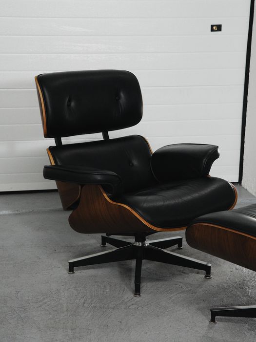 Cadeirao eames lounge