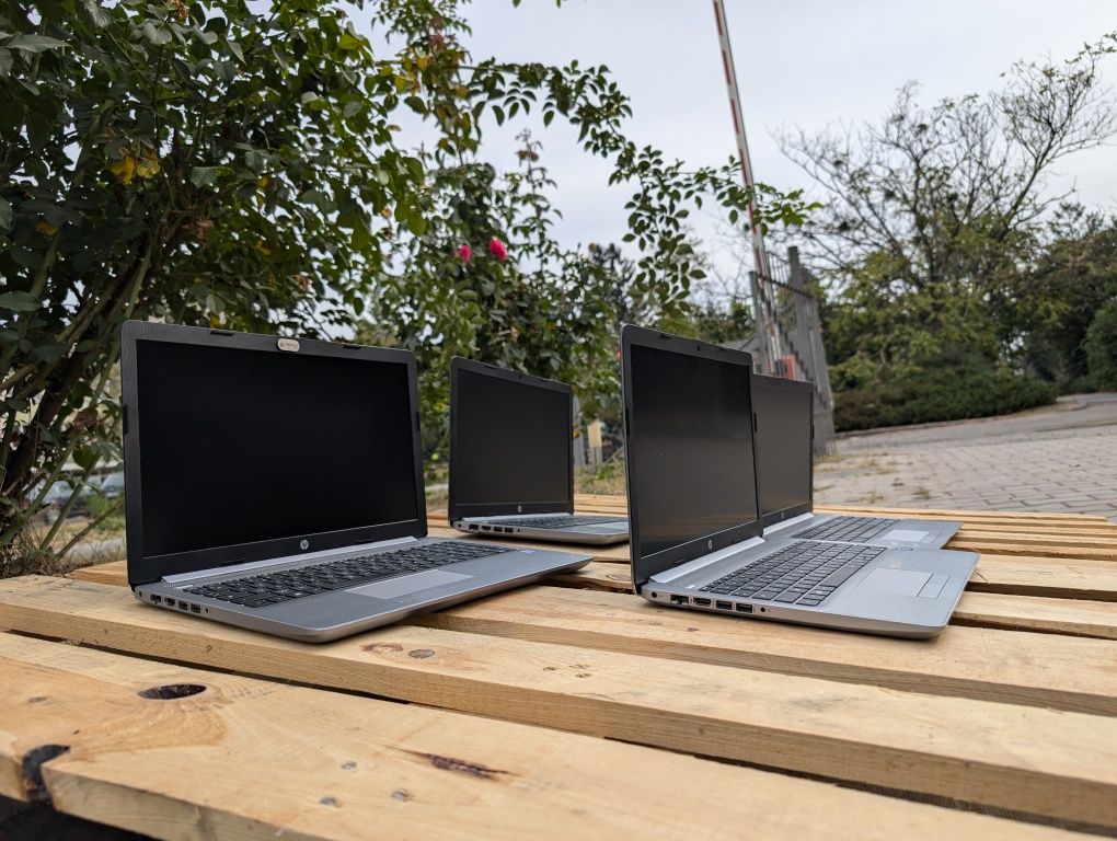 Ноутбук HP 250 G7/i3-7100U/8GB/256M2/15.6"/HD/гарний стан/для навчання