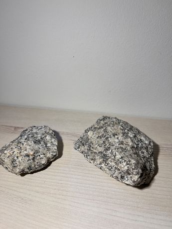 Kamienie granitowe do akwarium
