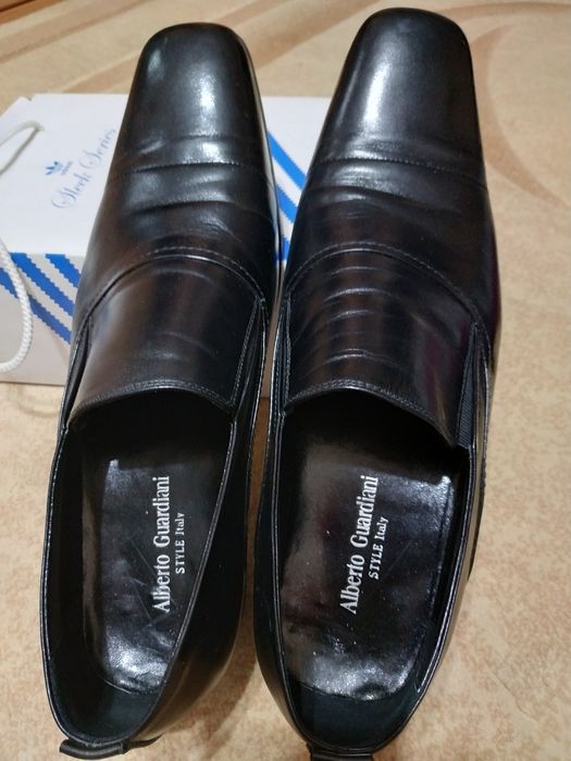 Стильные мужские туфли