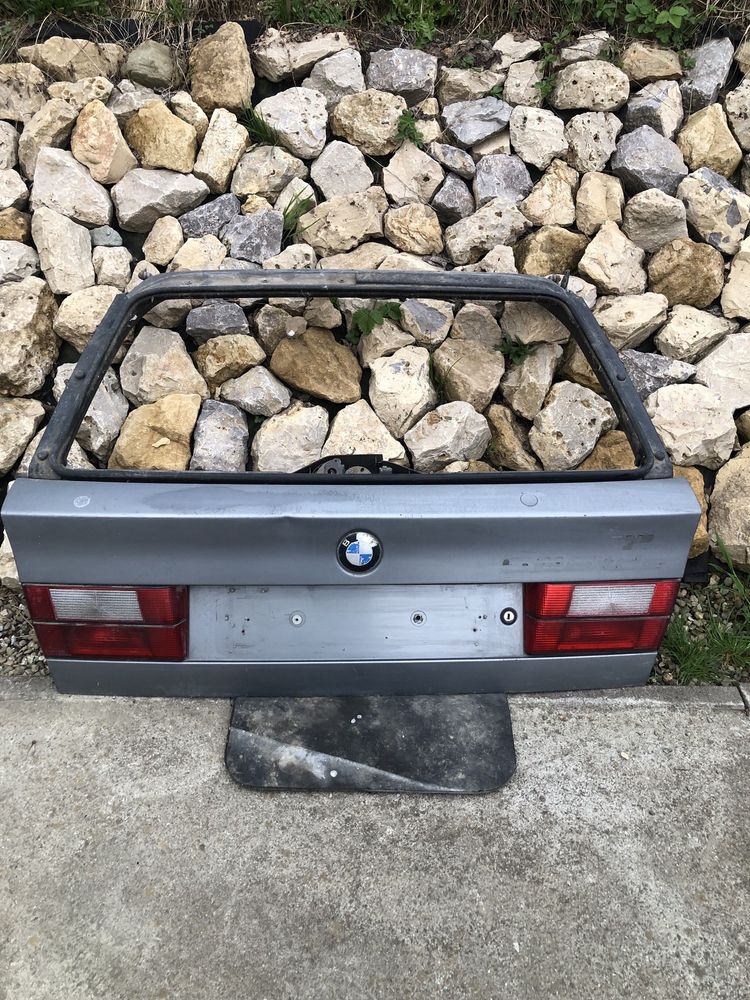 Klapa bagażnika Bmw e34 5.2.5 tds