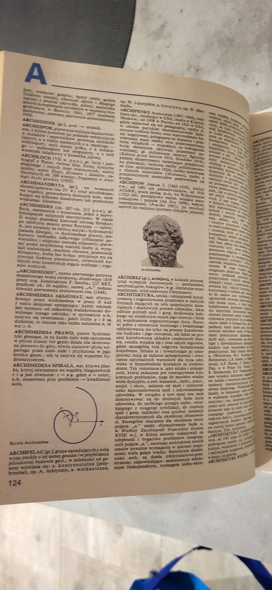 Encyklopedia PWN 4 tomy