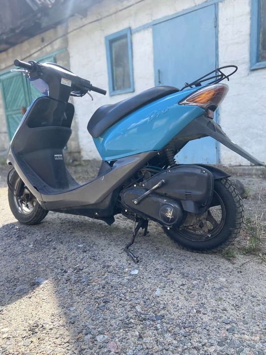 Продам скутер Хонда діо 56 після капремонту, все робить є техталон. 09