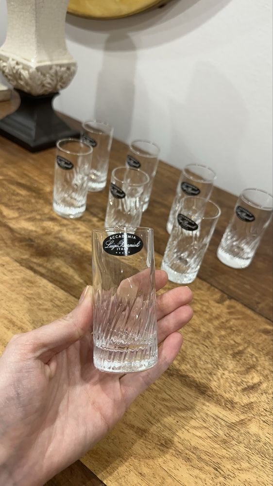 Conjunto de 8 copos com 7cl da linha Mixology - marca Luigi Bormioli