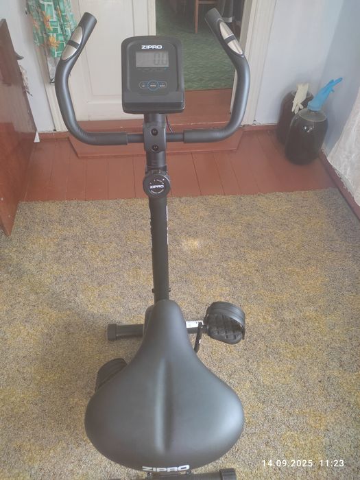 Велотренажер ZIPRO