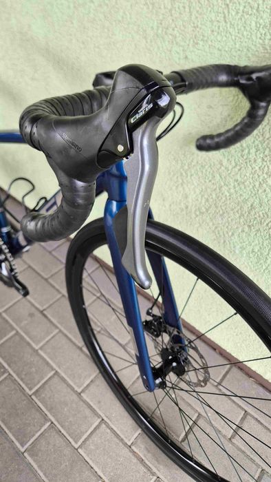 TREK domane r44 AL2 gravel road+ sztywne osie