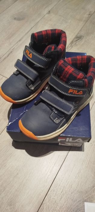 Sprzedam zimowe chłopięce buty Fila roz 29 wkładka 16.