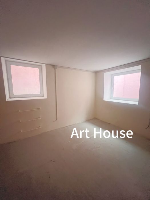 Без %,окремий вхід, фасад, магазин, офіс, виробництво, кухня,ін Чавдар