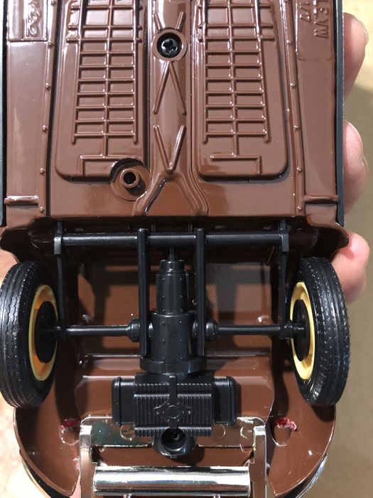 VW carocha solido 1:17