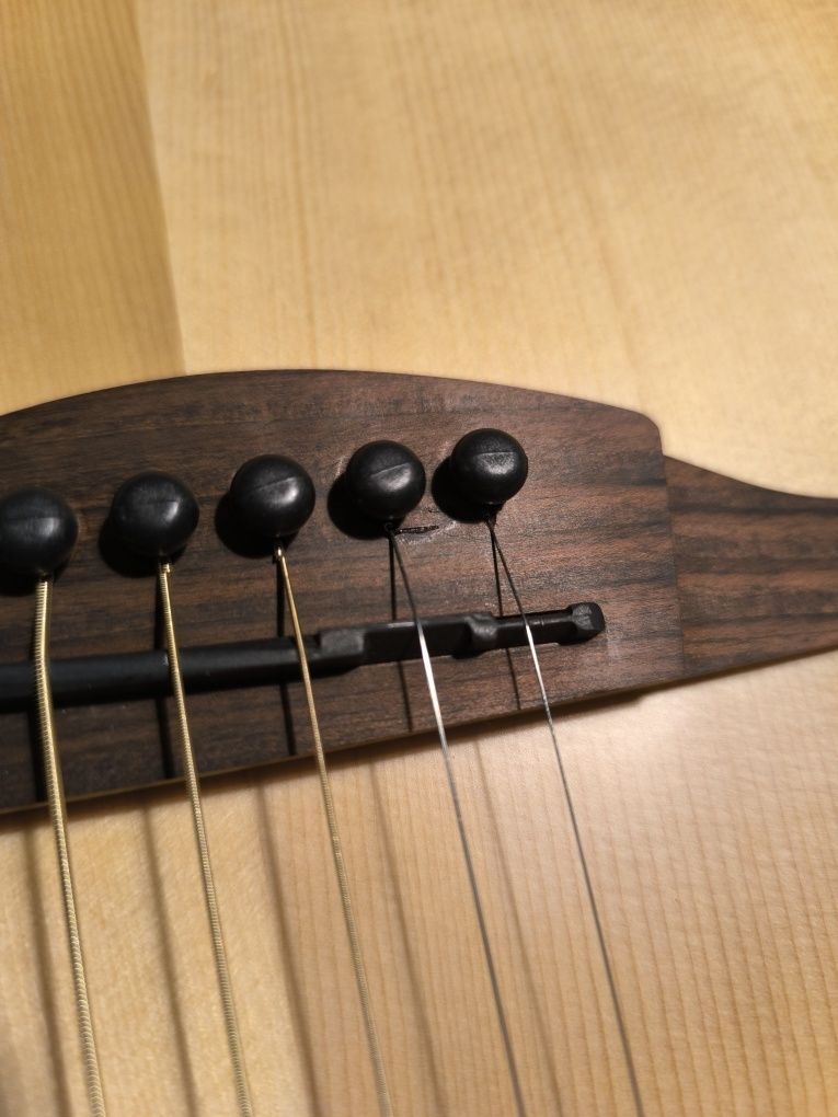 Gitara leworęczna LAG TL70DCE + dodatki