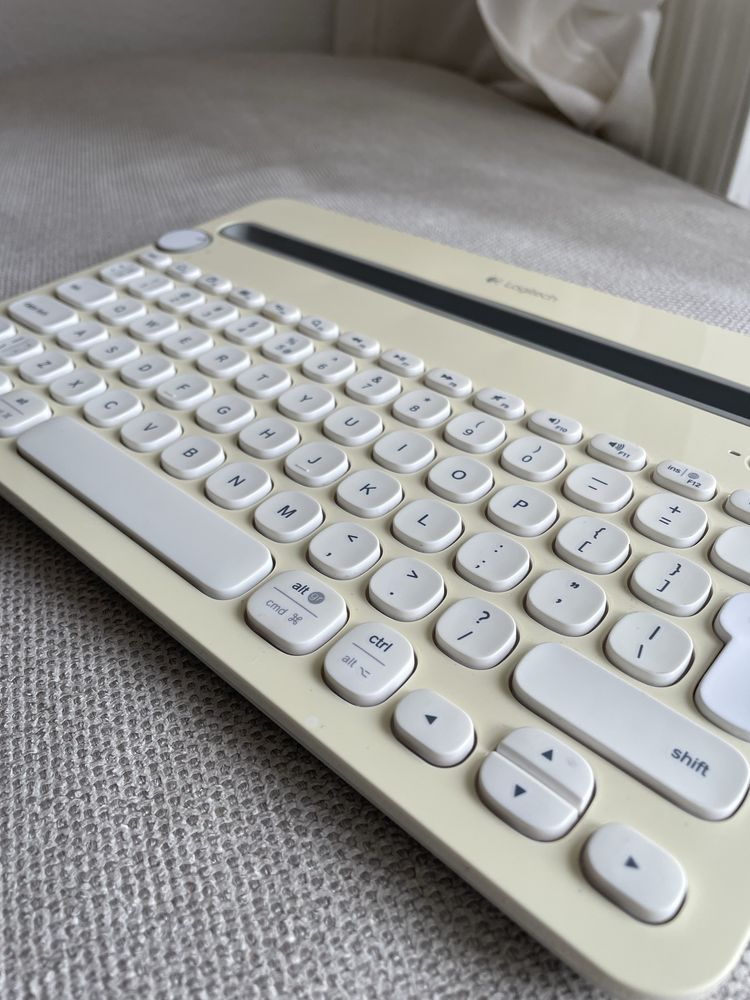 Klawiatura bezprzewodowa Logitech K480 masełkowa