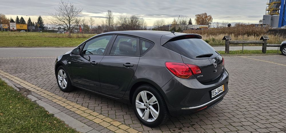 Opel Astra 1.4Turbo 140tyś