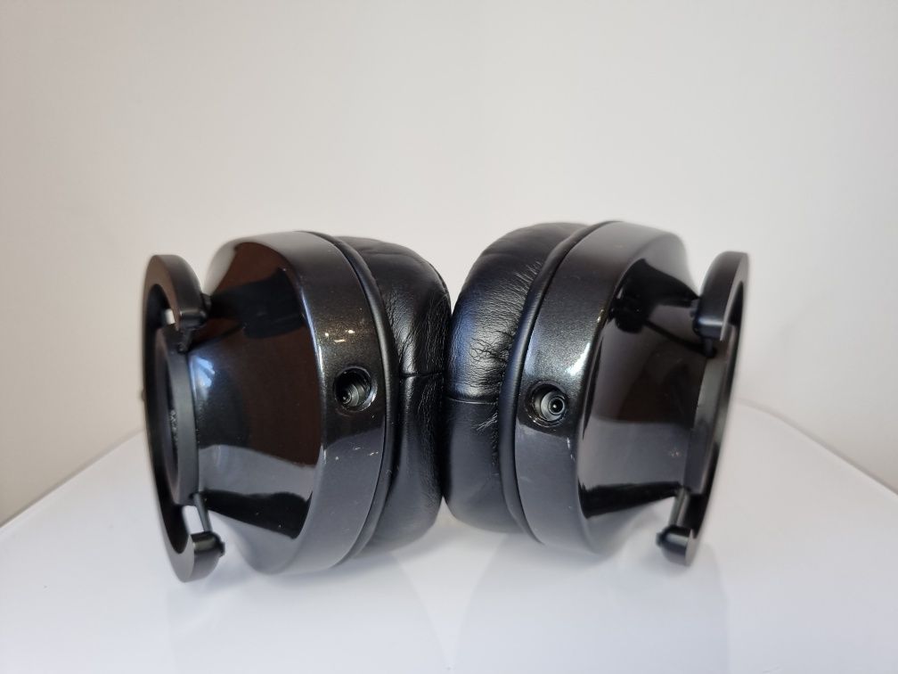 Audioquest Nighthawk Carbon