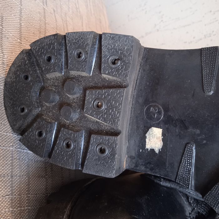 Берци шкіряні.нові 41 розмір