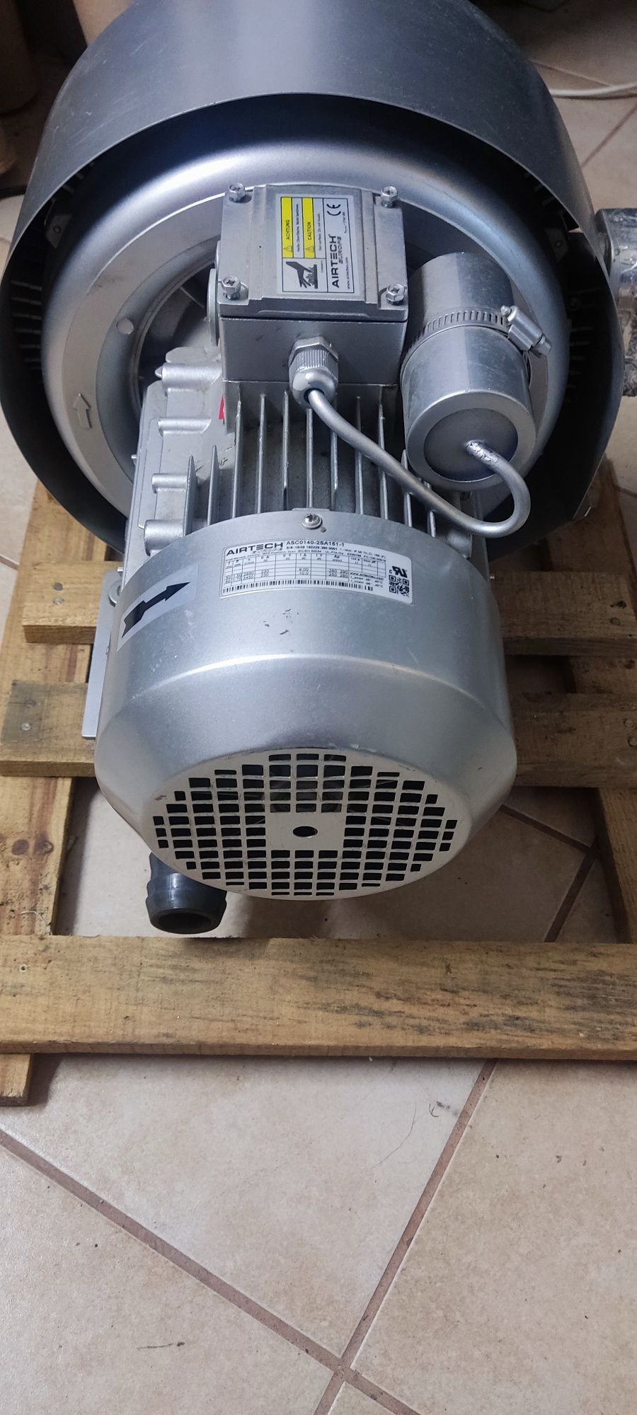 Pompa podciśnienia, wentylator bocznokanałowy 1,75kW