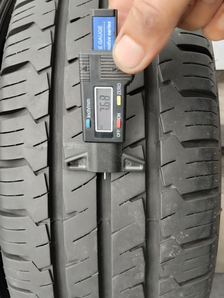 Продам шини 225/70R15C