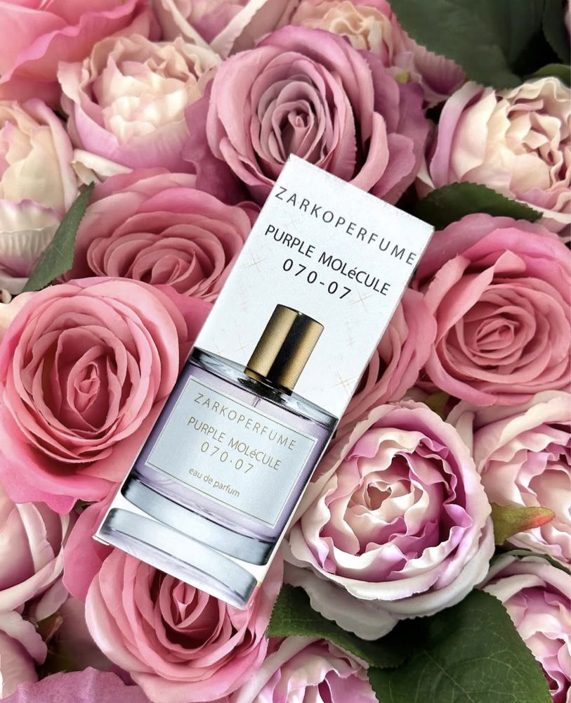 Zarkoperfume - The muse, Pink molecule 090.09, Purple molecule 070.07