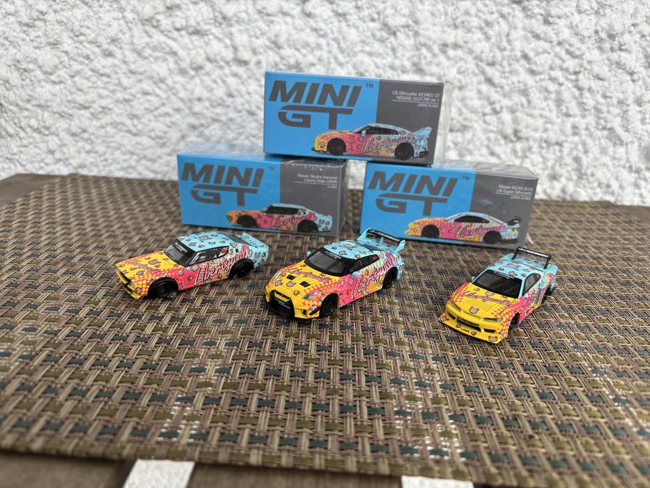 Diversas miniaturas 1/64