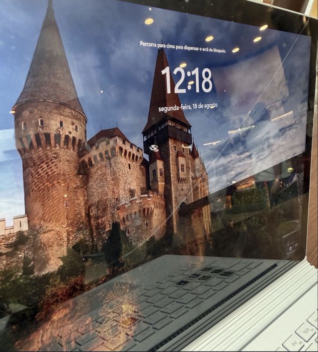 Surface book 2 / i7 / 16 ram / 512ssd  (ler descricao!)