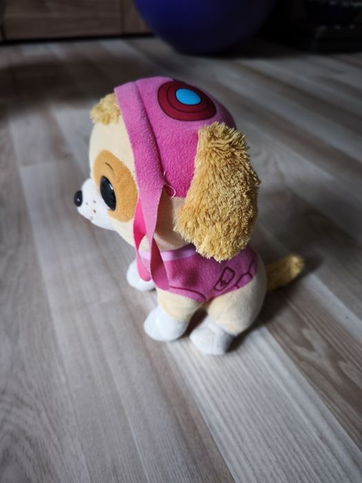 Maskotki Sky mała i duża z serii Psi Patrol.