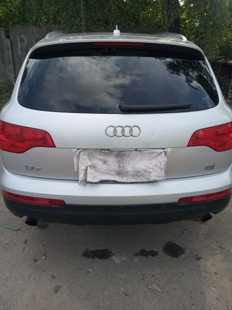 Audi Q7 2008 3.6 бензин