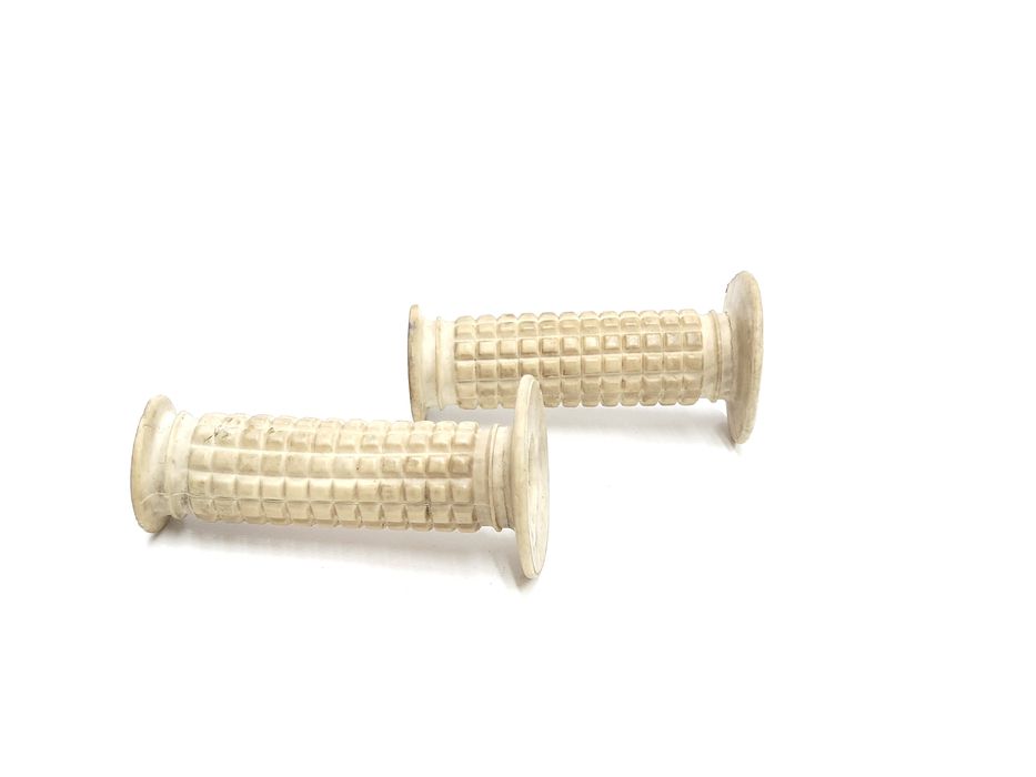 CHwyty Gripy kierownicy Romet Universal BMX Zenit Alka białe