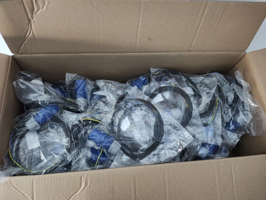 Wtyczka siłowa PCE 16A IP44 2P + 230V typ 013