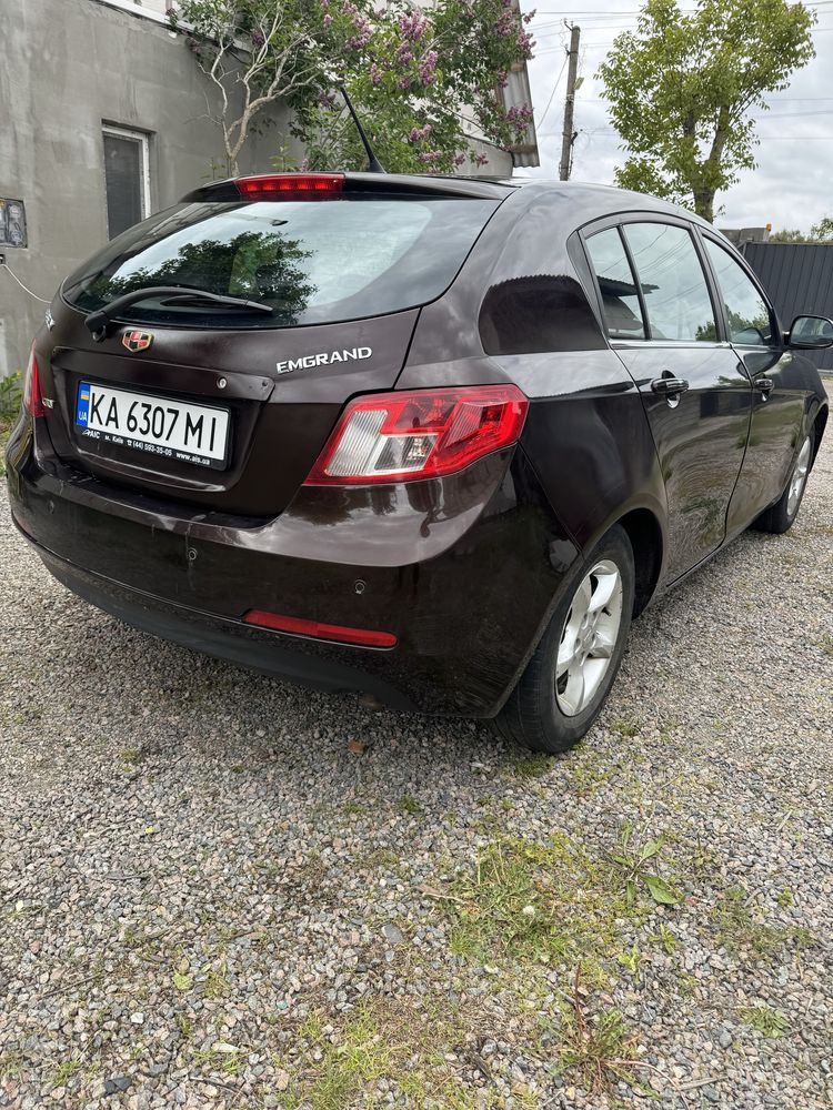 Geely Emgrand EC7RV