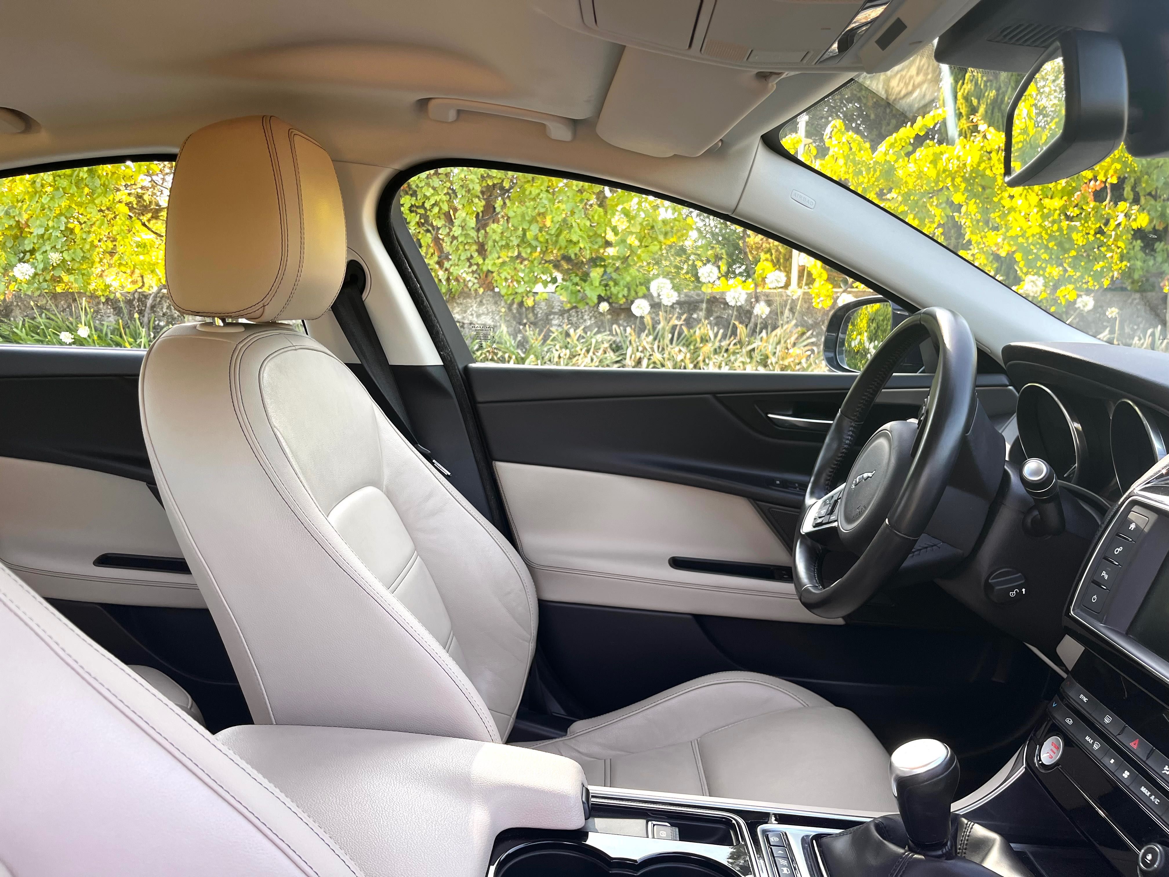 Jaguar XE 2.0d NACIONAL