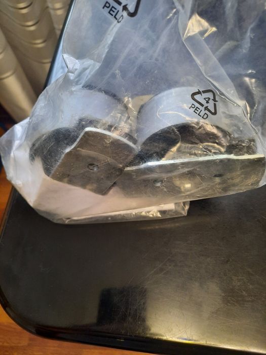 Reno Laguna сайленблоки