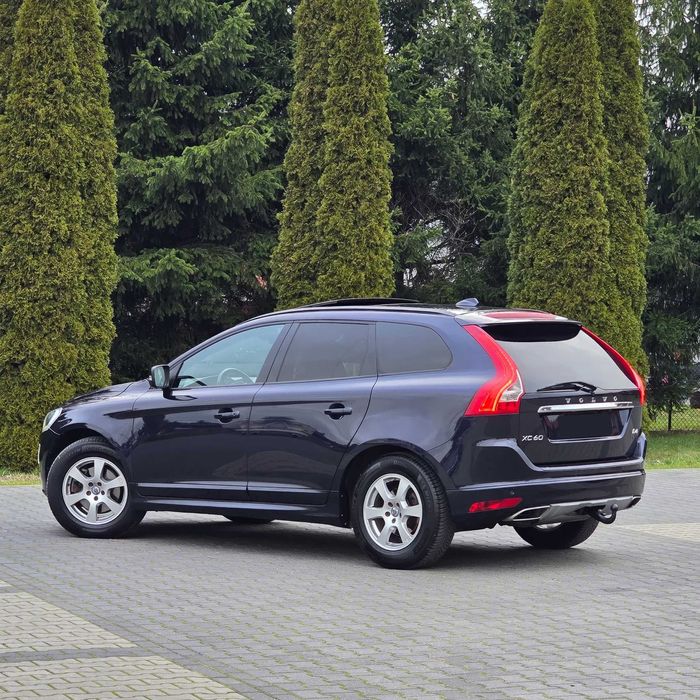 Volvo XC60      2016