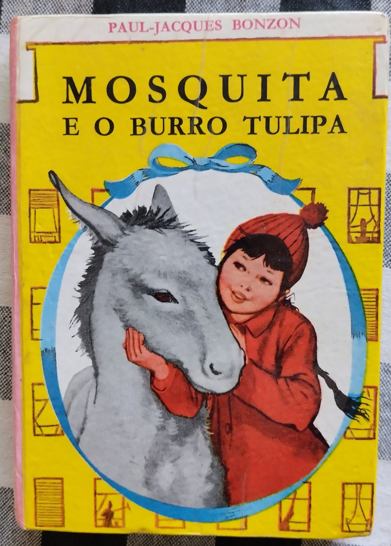 Livro antigo "Mosquita e o Burro Tulipa"