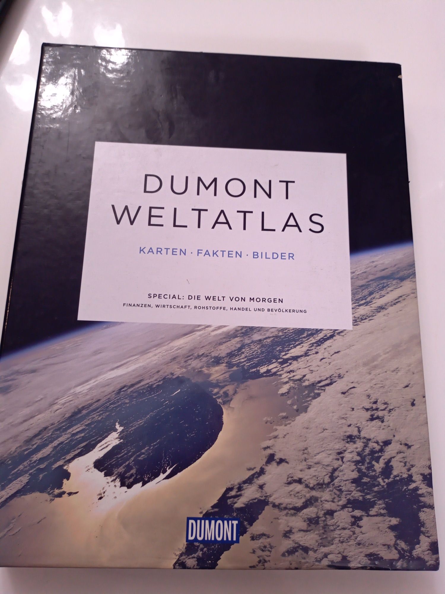 DuMont Weltatlas: Karten - Fakten - Bilder niemiecki atlas świata