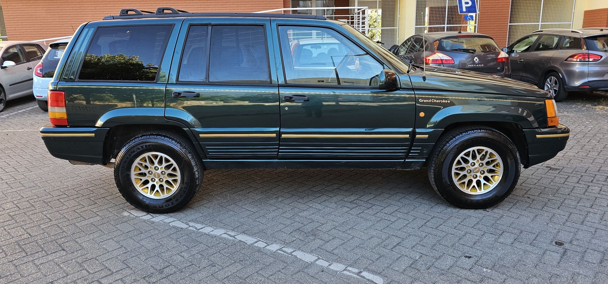 Jeep grand cherokee 4.0 oficial 93 impecável