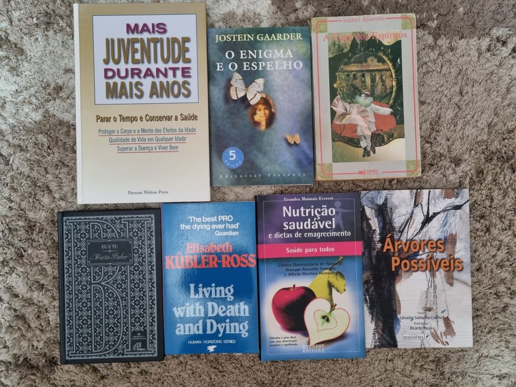 Livros diversos autores e temáticas