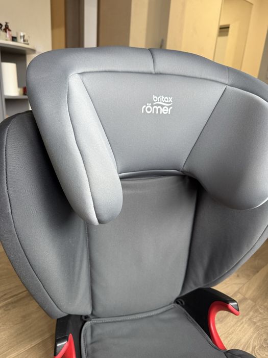 Автокрісло Britax Romer Kidfix SL Black Storm Grey Isofix