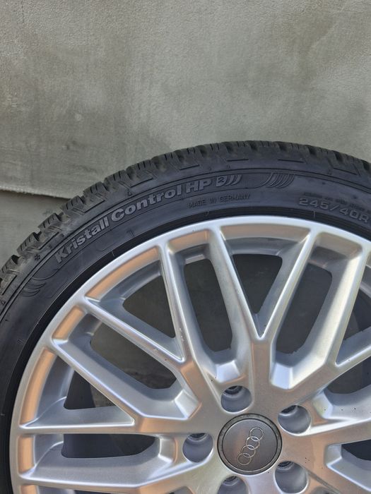 Felgi z oponami Audi 18stki